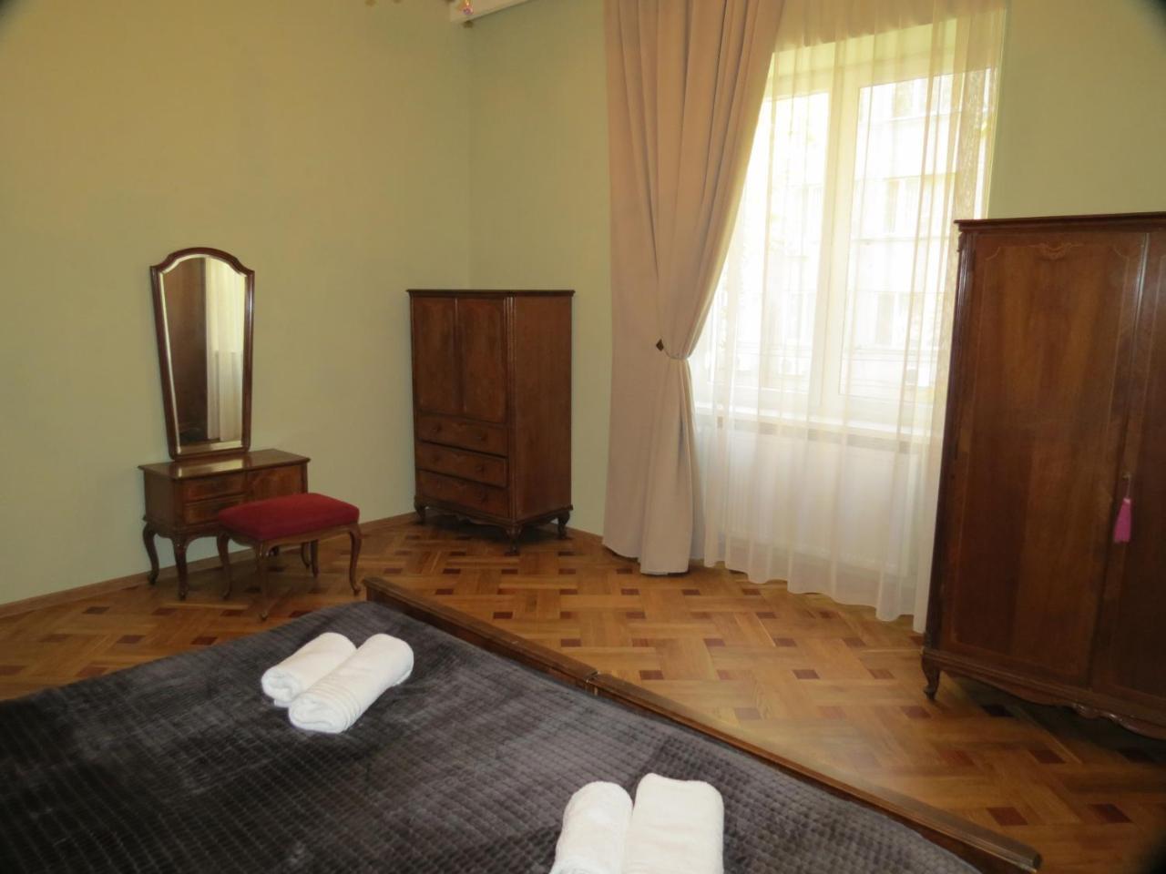 Three Rooms Apartment Tbilissi Extérieur photo