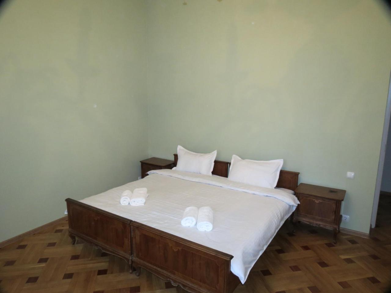 Three Rooms Apartment Tbilissi Extérieur photo